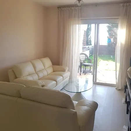 Lovely Renovated For Holiday! Paphos