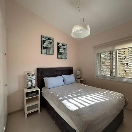Апартаменты Lovely Renovated For Holiday! Пафос