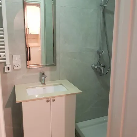 Lovely Renovated For Holiday! Apartment *